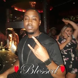 Meet your Posher, Cyrus